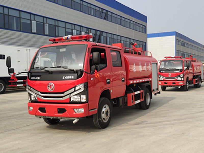 瑞力4噸消防灑水車(chē)